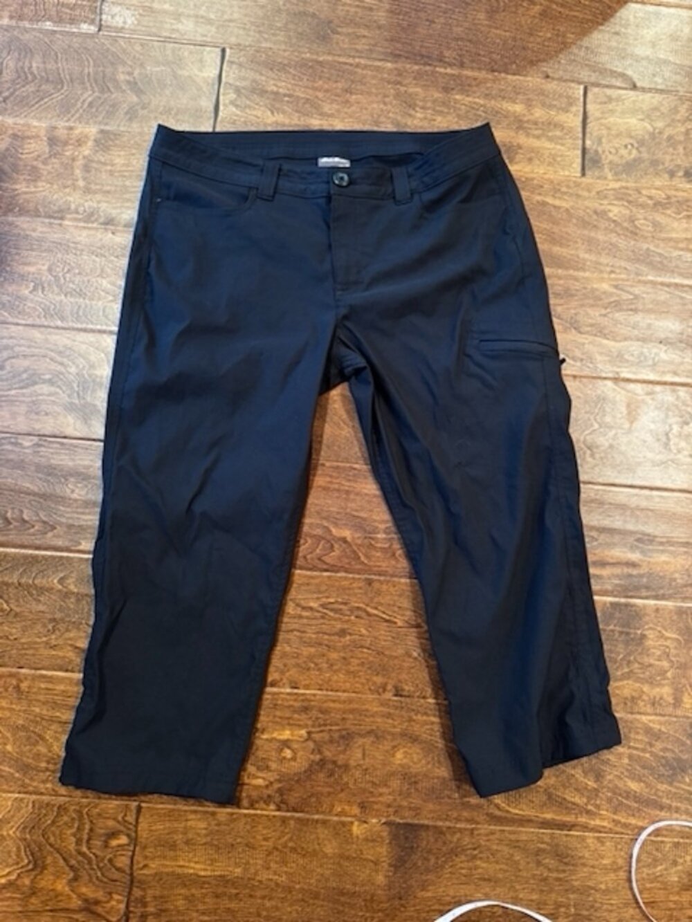Eddie Bauer Capri pants. Black, size 12